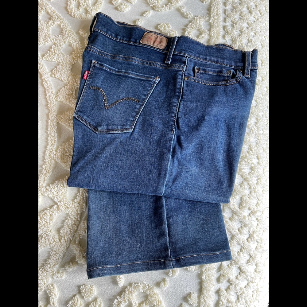 Levi jeans